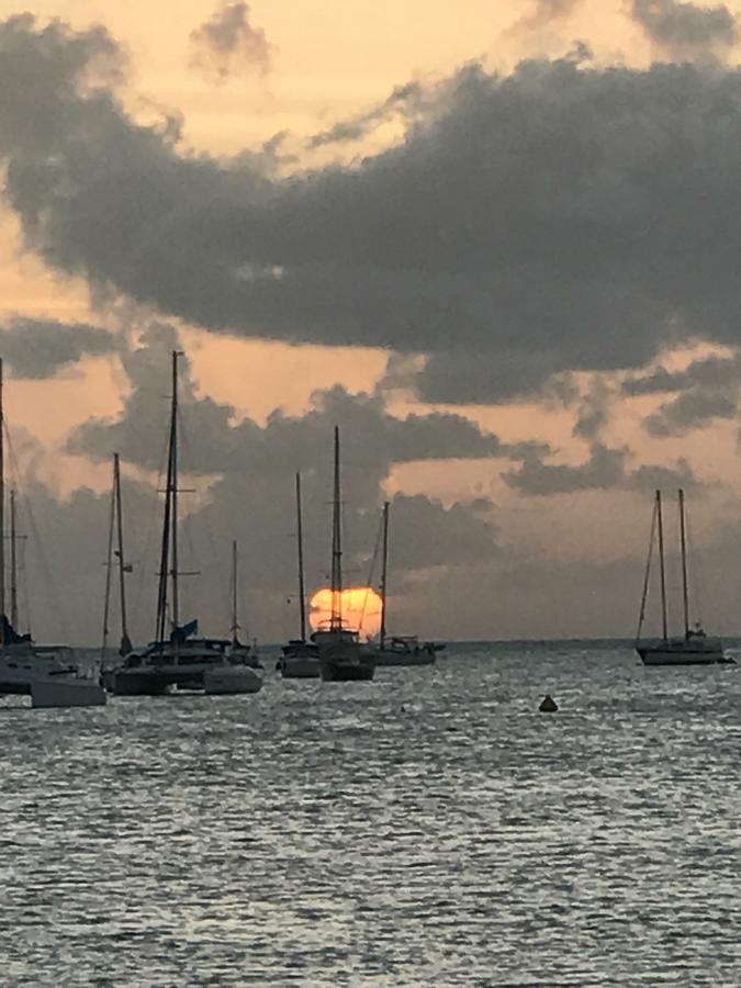 Residence Tobago Sainte-Anne Bagian luar foto